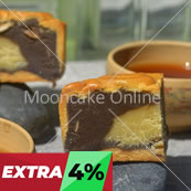 芝麻绿豆 Sesame and Mungbean Paste Mooncake