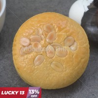 上海月饼 Shanghai Lotus Paste Mooncake with 1 Yolk